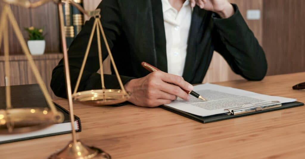 טיפ מספר 1 – תבחרו בעורך דין לפי תחום העיסוק העיקרי שלו