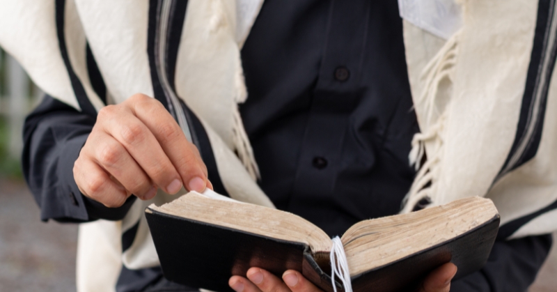 סידור לנשים_ אלו תפילות מופיעות בו וכיצד בוחרים סידור מתאים לנשים