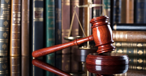 עורך דין מתן לקר