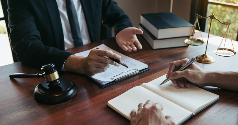 דיוק בכל פרט_ מכתבי טענות, הסכמים וחוות דעת