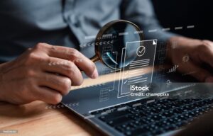 חוקר פרטי בפעולה